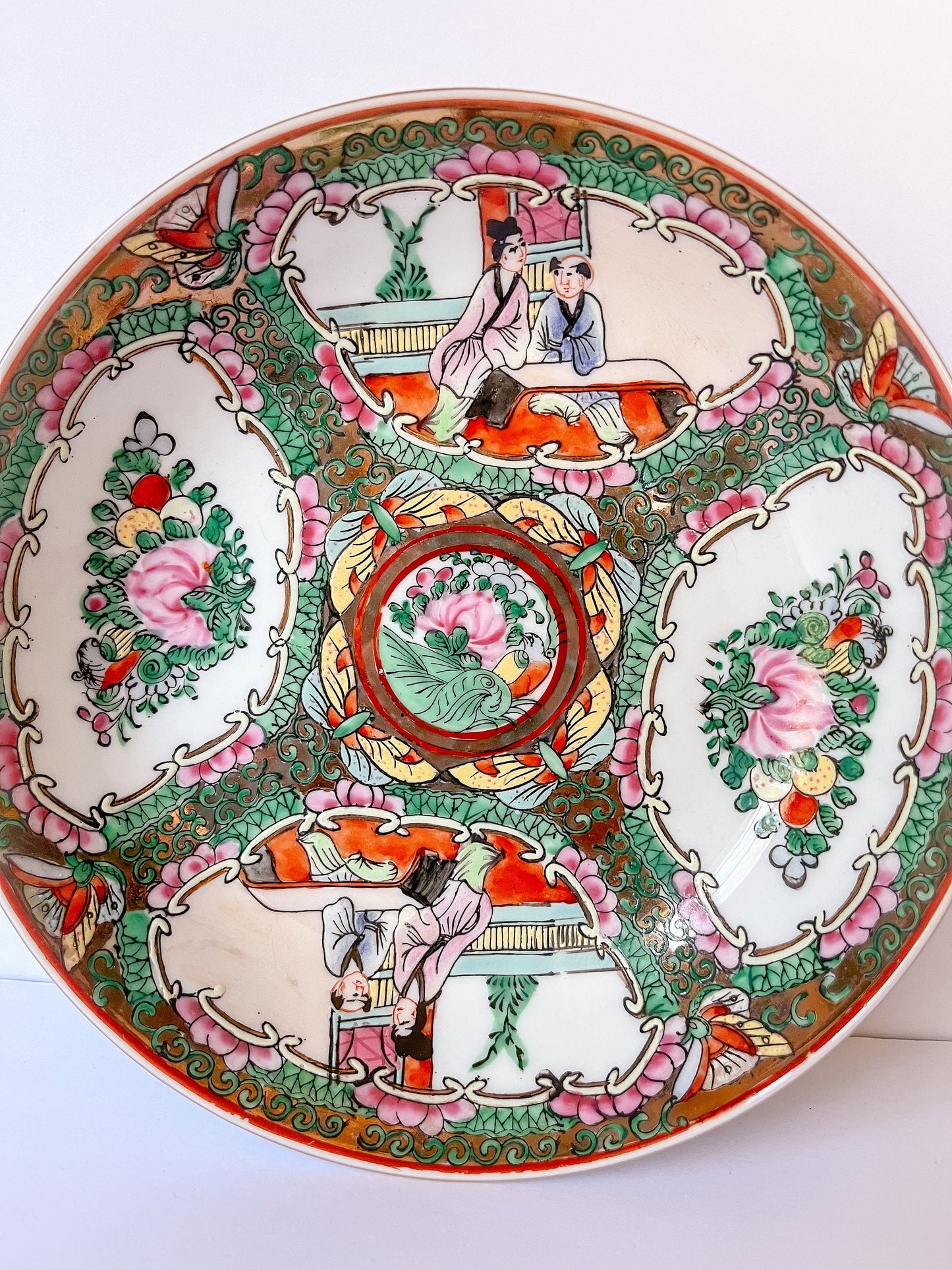 Chinese Porcelain Rose Medallion Bowl Hand-Painted in Macau